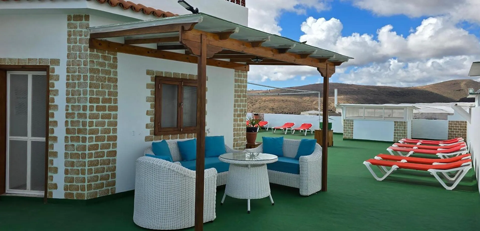 Apartamentos Viviendas Vacacionales Isabel Maria Montana la Data España